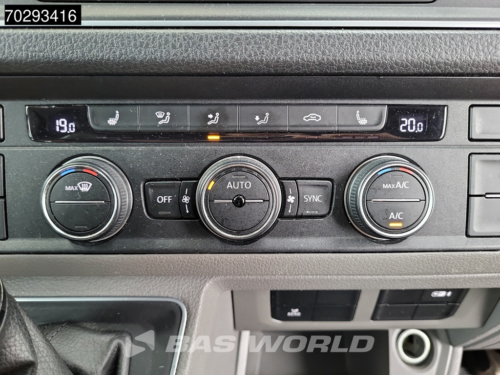 Volkswagen E-Crafter 136pk Electric 115km WLTP 35,8kWh L3H3 Automatic LED Navi Airco Cruise Parking Sensors Camera L2H2 12m3 Airco Cruise control 17