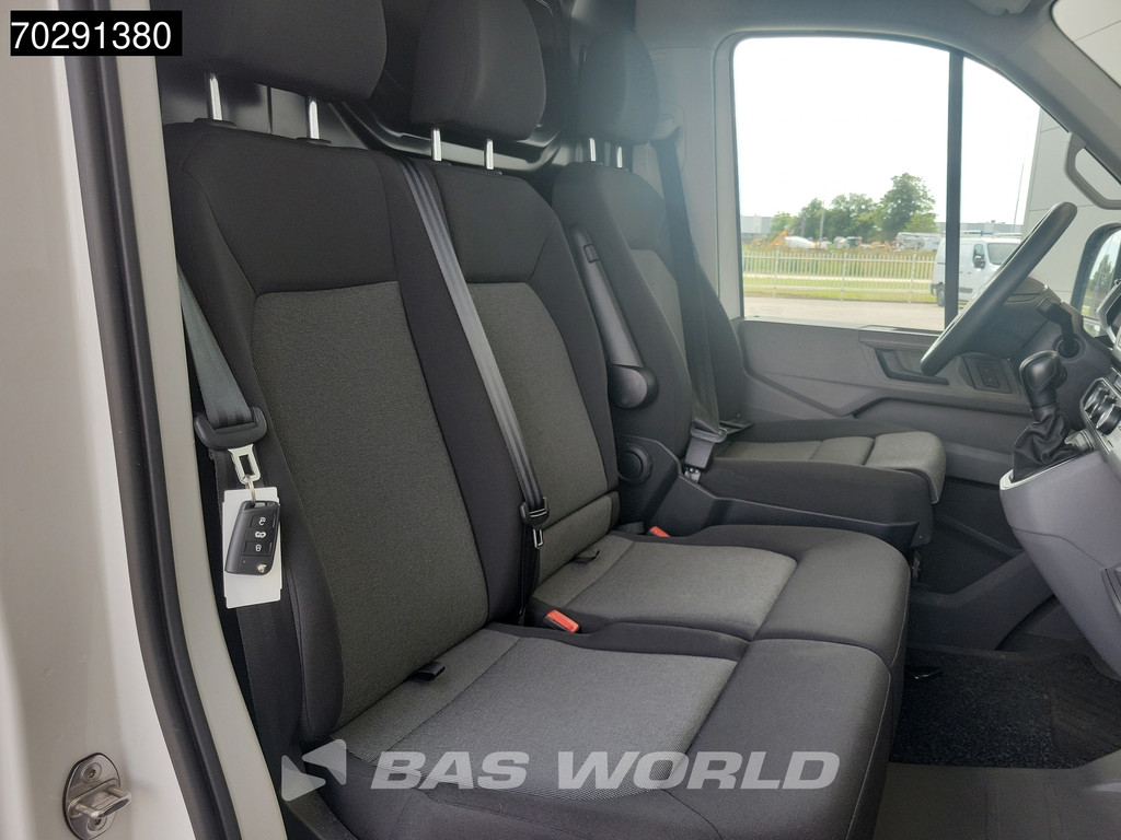 Volkswagen E-Crafter 136pk Elektrisch 115 WLTP 35,8 kWH LED Navi Airco Cruise Camera Parkeersensoren 12m3 Airco Cruise control 11