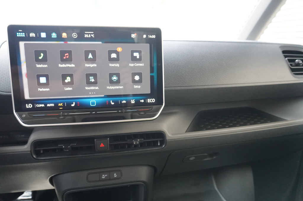 Volkswagen ID. Buzz Cargo ID. Buzz Cargo 286 pk ID. Buzz Cargo 286 pk, Anniversary, Achteruitrijcamera, Bijrijdersbank, Navigatie, Achterklep met ruit, Trekhaak 16