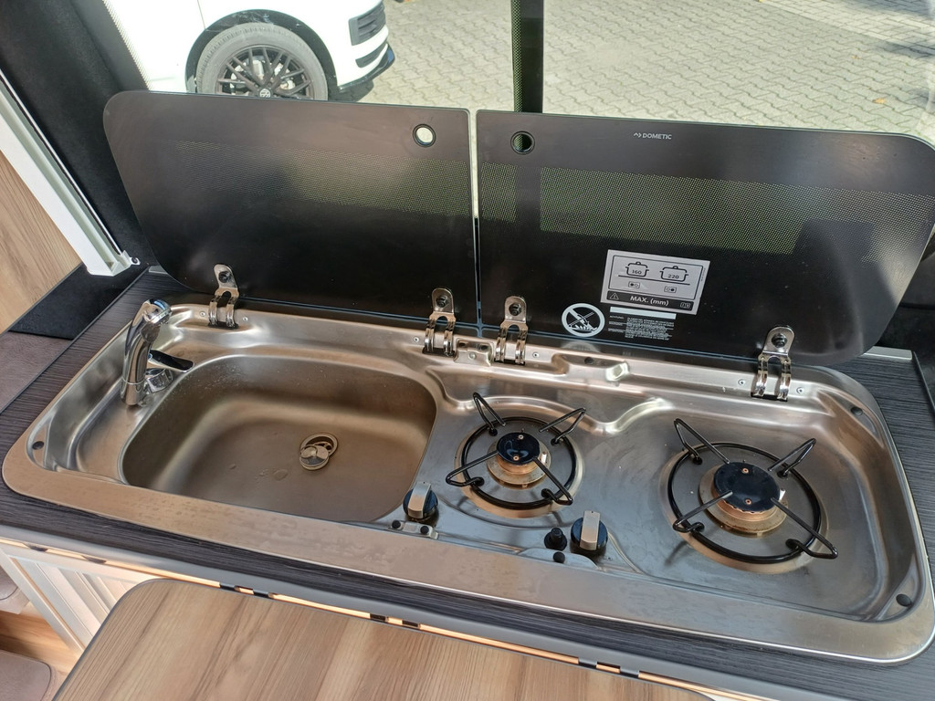 Volkswagen KOMBI 2.0 TDI CAMPER/HEFDAK/LUIFEL/KOELKAST/AIRCO/MPFCAMPERS 10