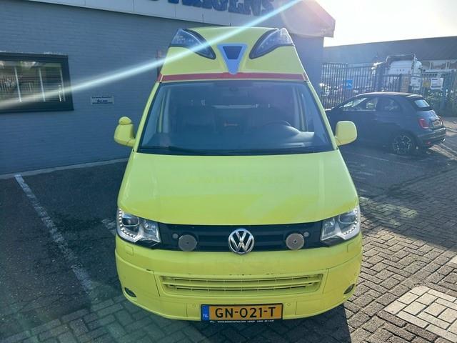 Volkswagen KOMBI Ambulance autom marge184pk 12
