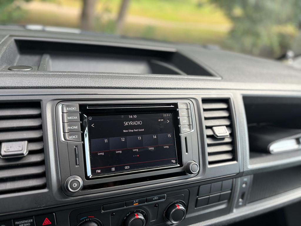 Volkswagen TRANSPORTER 150 PK|EURO6|airco|navigatie|stoelverwarming|drie zitplaatsen|bluetooth|parkeersensoren 18