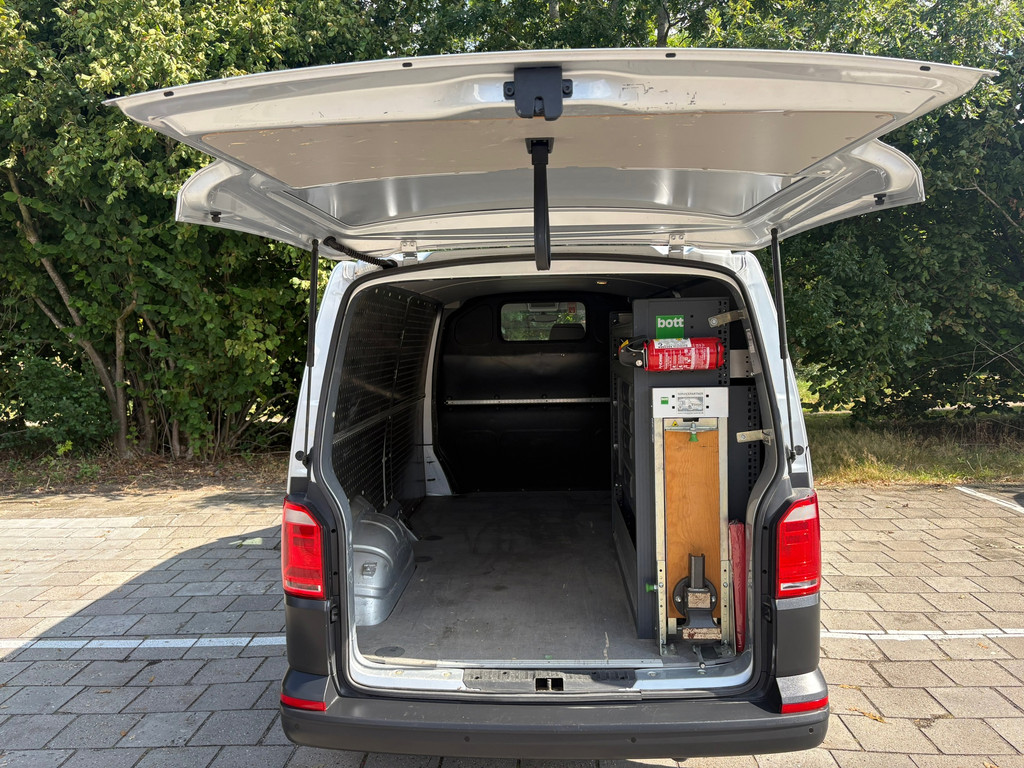 Volkswagen TRANSPORTER 150 PK|EURO6|airco|navigatie|stoelverwarming|drie zitplaatsen|bluetooth|parkeersensoren 8