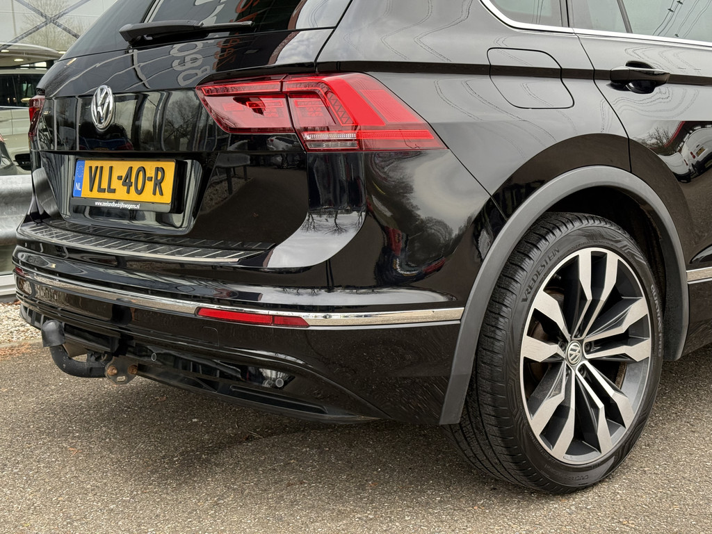 Volkswagen Tiguan 2.0 TDI 4Motion R-line | Grijs kent. | Pano | Virutal | ACC | Trekhaak 9