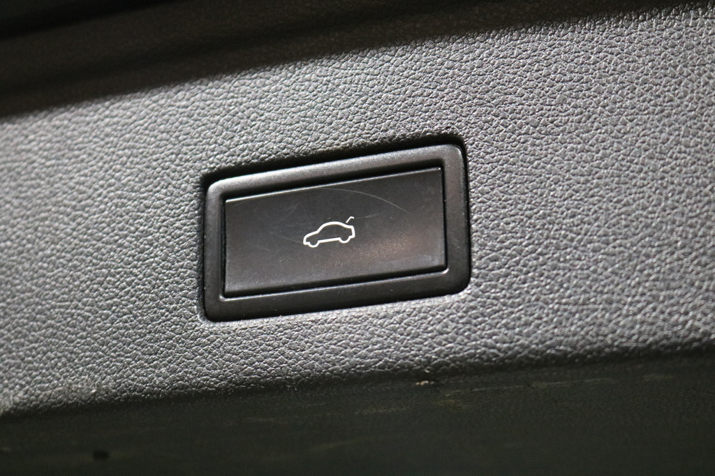 Volkswagen Touareg 3.0 TDI V6 Grijs Kenteken Bpm Vrij 19