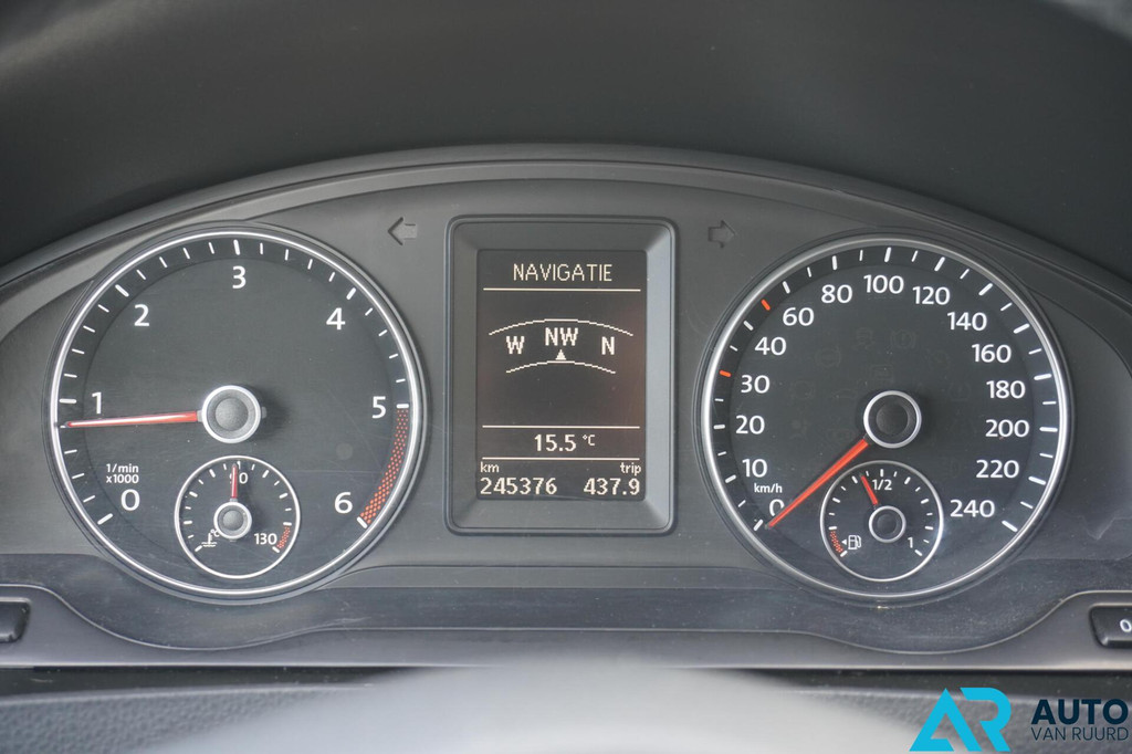 Volkswagen Transporter 140 PK Lang * Automaat * Inrichting * 17