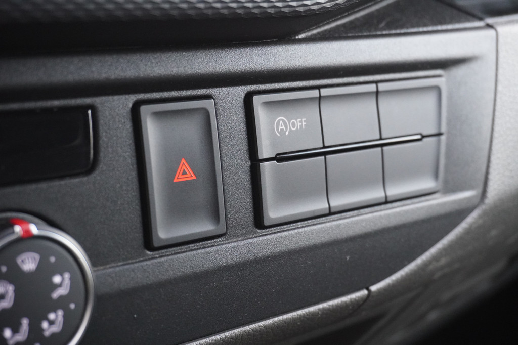 Volkswagen Transporter 2.0 TDI - EURO 6 - Airco - PDC - Camera - â¬14.900,- Excl. 13