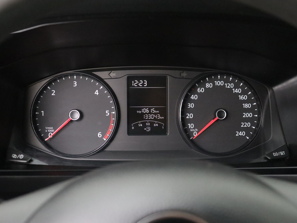 Volkswagen Transporter 2.0TDI 102PK Achterdeuren | Airco | Cruise | Betimmering 9