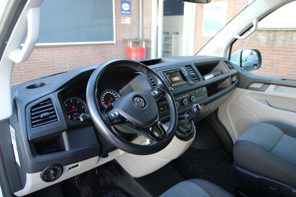 Volkswagen Transporter 2.0 TDI 102PK L1H1 Highline / Multistuur / Dealer onderhouden / PDC 2x 13