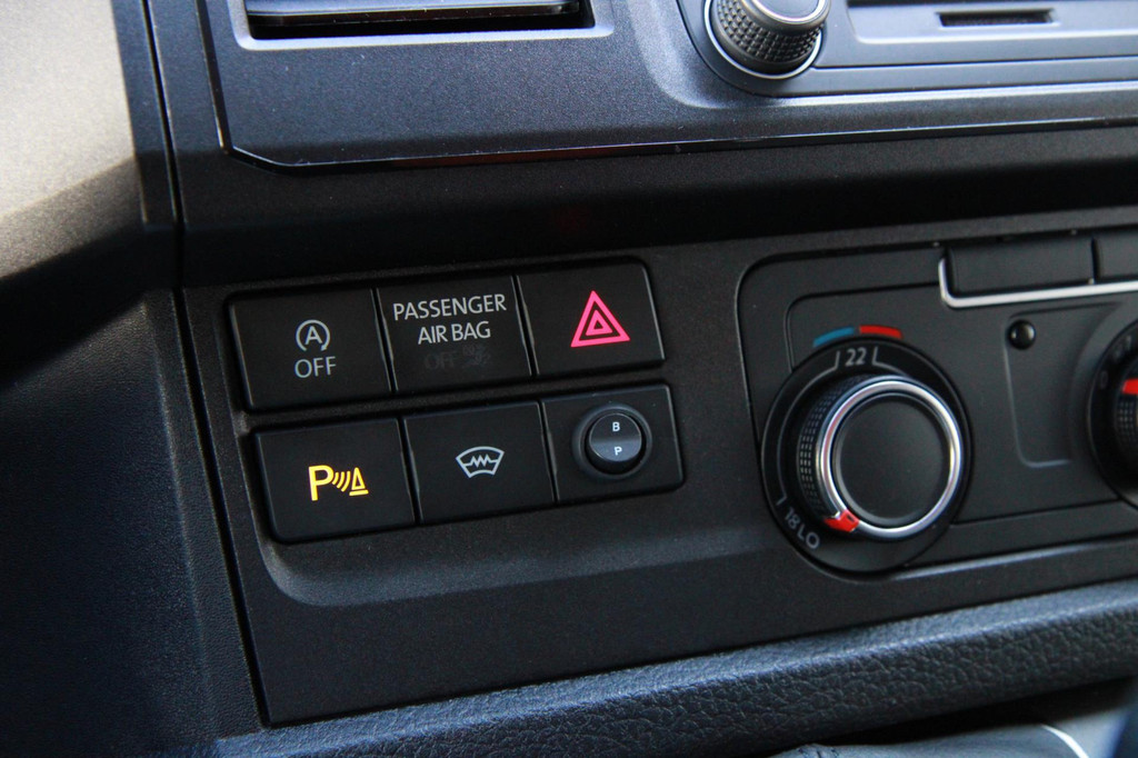 Volkswagen Transporter 2.0 TDI 102PK L1H1 Highline / Multistuur / Dealer onderhouden / PDC 2x 20