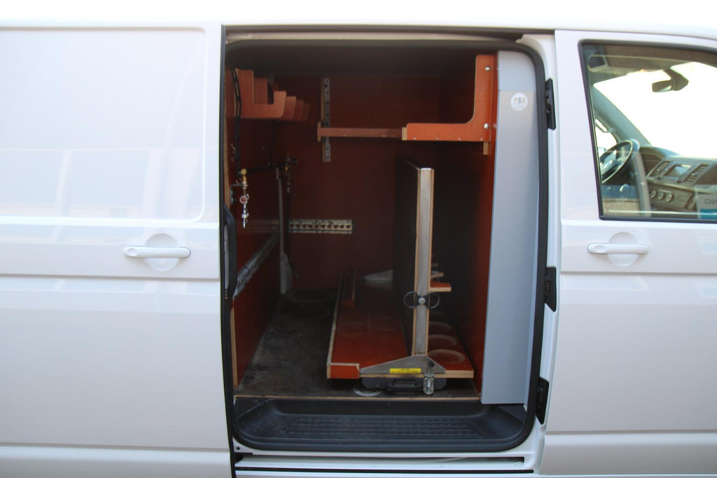 Volkswagen Transporter 2.0 TDI 102PK L1H1 Highline / Multistuur / Dealer onderhouden / PDC 2x 8