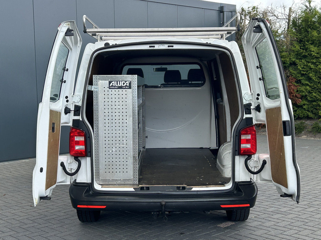 Volkswagen Transporter 2.0 TDI 102 PK / L2H1 / 1e EIG. / ALUCA INRICHTING / IMPERIAAL / TREKHAAK / AIRCO / CRUISE / BLUETOOTH / 3-ZITS 7