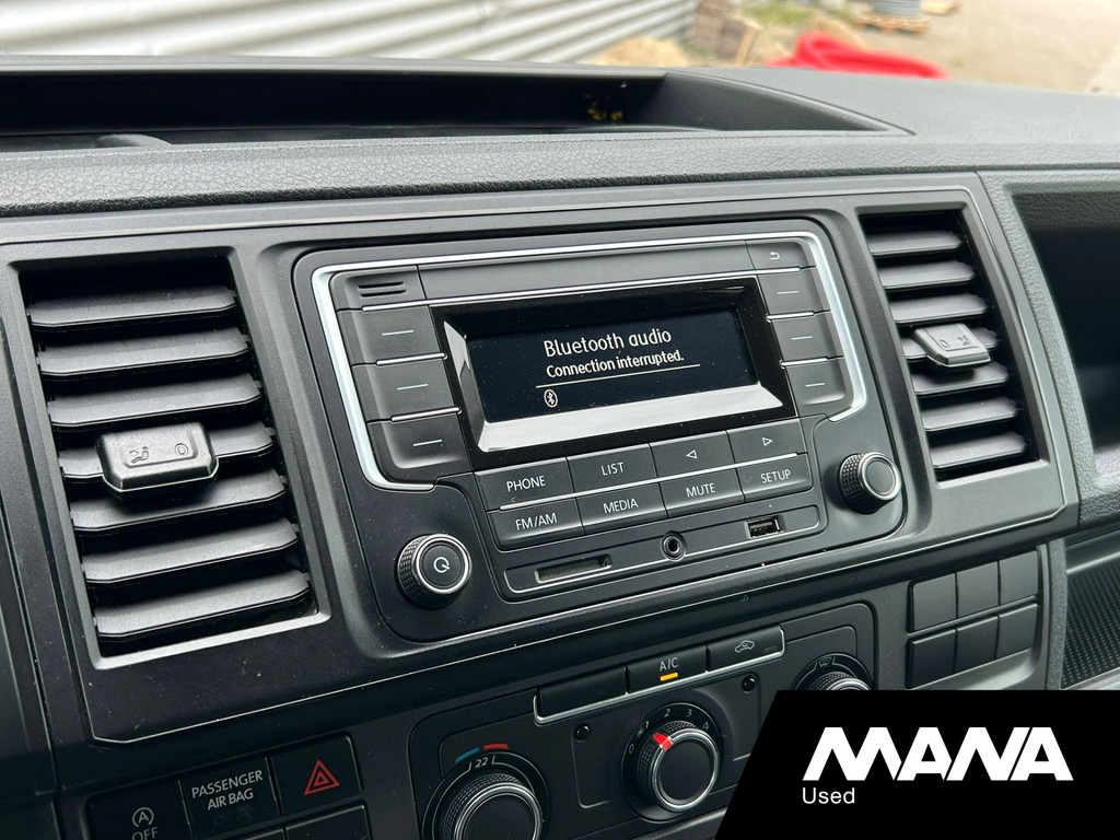 Volkswagen Transporter 2.0TDI 102PK L2H1 Imperiaal Trekhaak Airco Cruise control 14