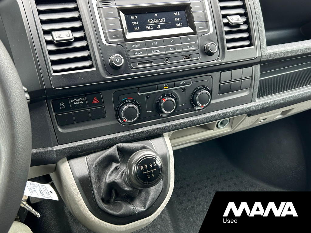 Volkswagen Transporter 2.0TDI 102PK L2H1 Imperiaal Trekhaak Airco Cruise control 18