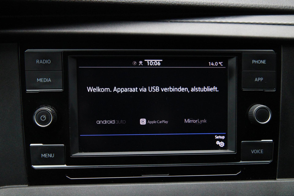 Volkswagen Transporter 2.0 TDI 110PK L2H1 Business / Camera / trekhaak / App connect / Cruise 21