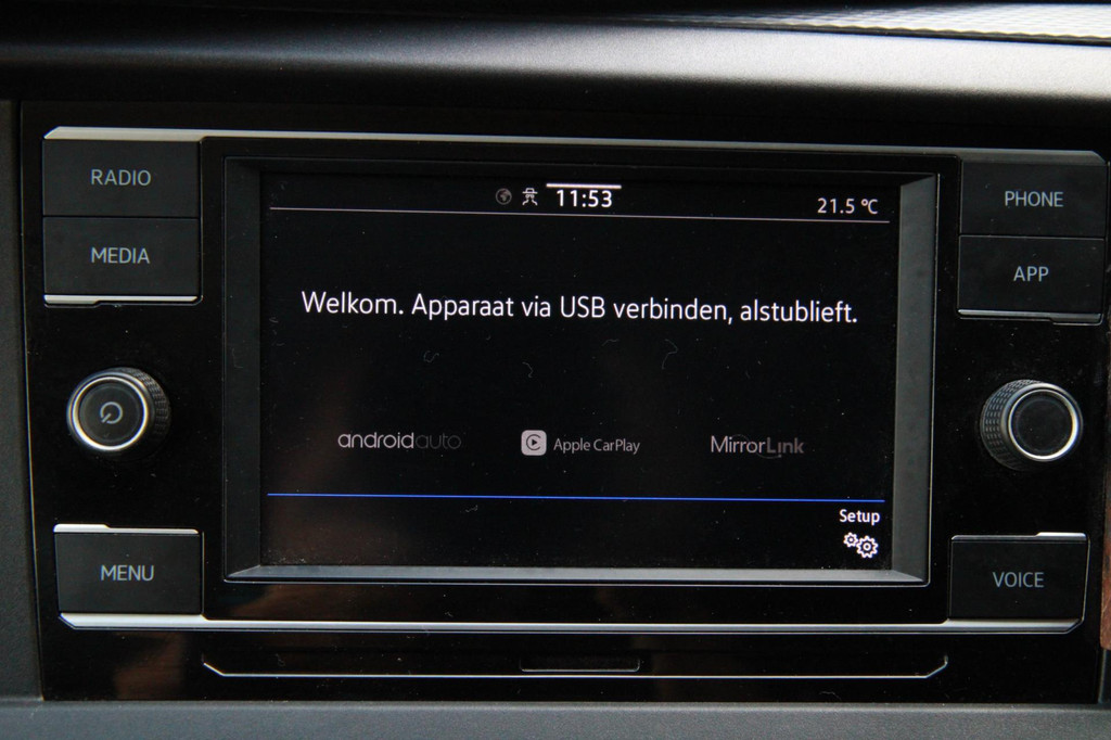 Volkswagen Transporter 2.0 TDI 110PK L2H1 / Imperiaal / Cruise / App connect / PDC / 3 zits 18