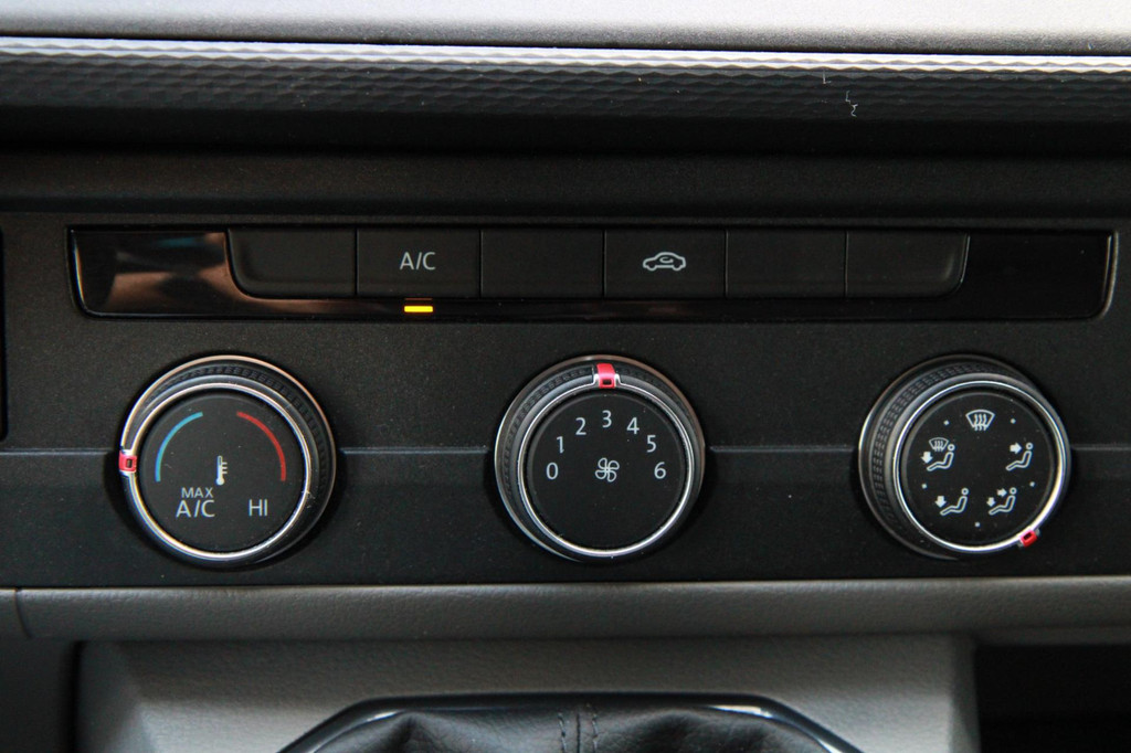 Volkswagen Transporter 2.0 TDI 110PK L2H1 / Imperiaal / Cruise / App connect / PDC / 3 zits 20