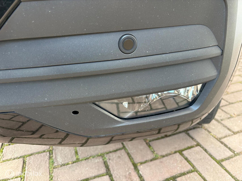 Volkswagen Transporter 2.0 TDI 110 pk Highline, Lang, Navi, 3-zits, DAB 18