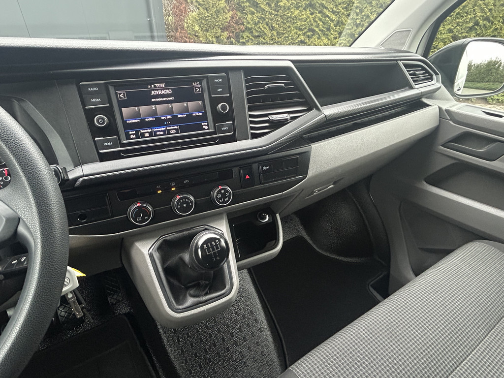 Volkswagen Transporter 2.0 TDI 111 PK / 1e EIG. / 48.372 KM !! / AIRCO / CRUISE / APPLE CARPLAY / 3-ZITS / PDC 13
