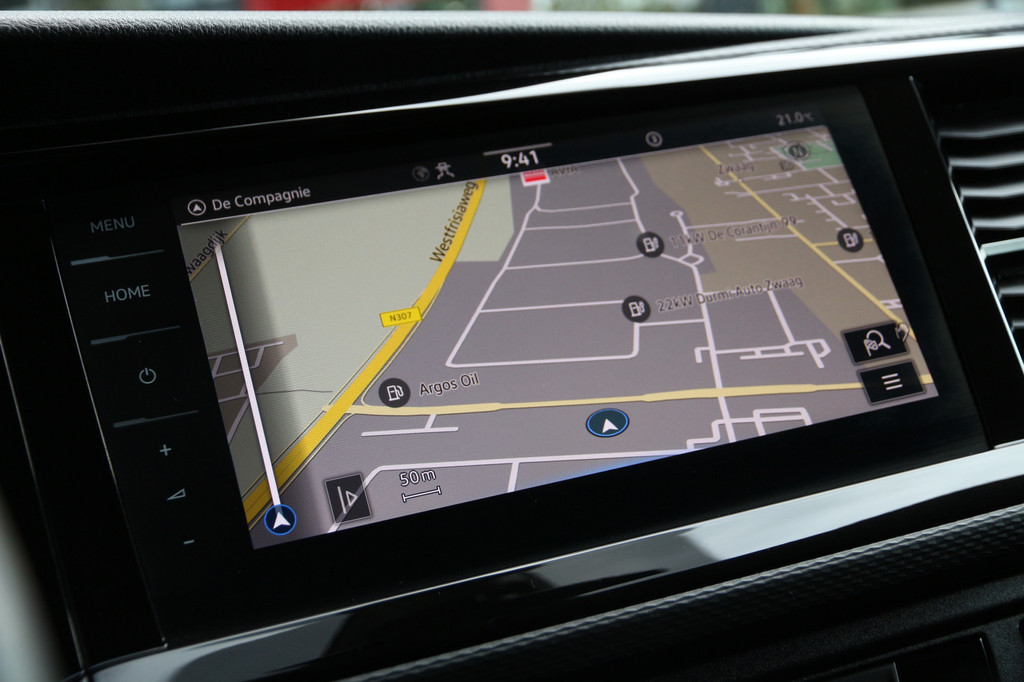 Volkswagen Transporter 2.0 TDI 150 | Aut. | Bulli | 75 Edition | Navi | Camera | Airco.. 10