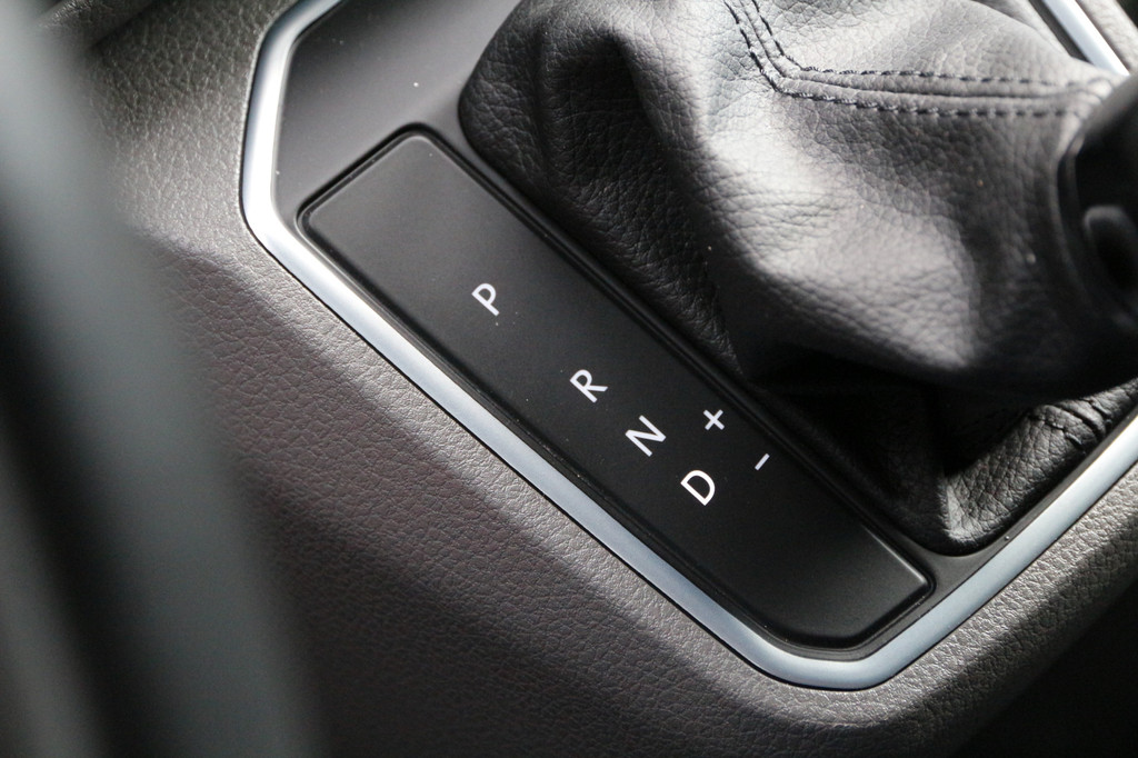 Volkswagen Transporter 2.0 TDI 150 | Aut. | Bulli | 75 Edition | Navi | Camera | Airco.. 17