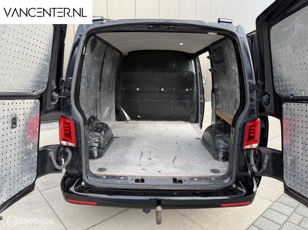 Volkswagen Transporter 2.0 TDI 150PK DSG Automaat Carplay 21