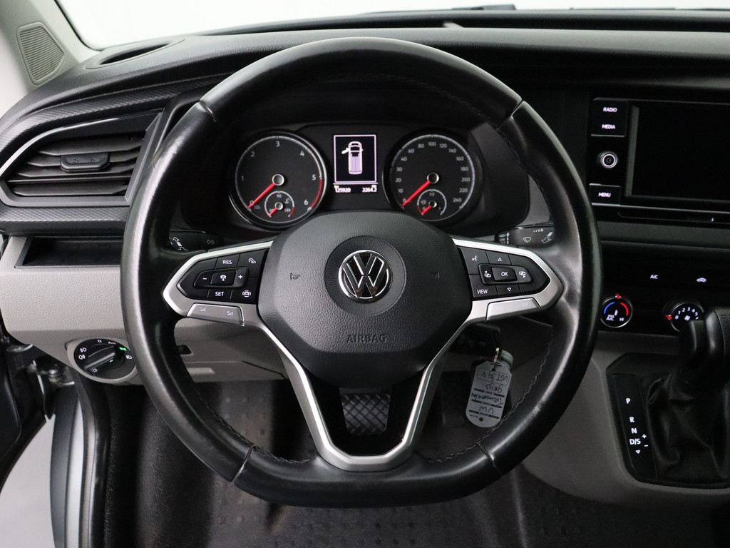 Volkswagen Transporter 2.0TDI 150PK DSG Automaat Highline | Multimedia | Airco | Cruise | Trekhaak | 3-Persoons 14