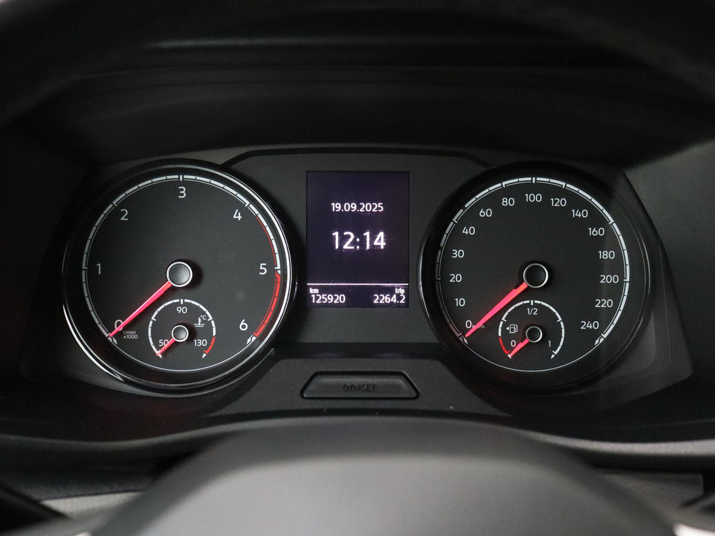 Volkswagen Transporter 2.0TDI 150PK DSG Automaat Highline | Multimedia | Airco | Cruise | Trekhaak | 3-Persoons 9