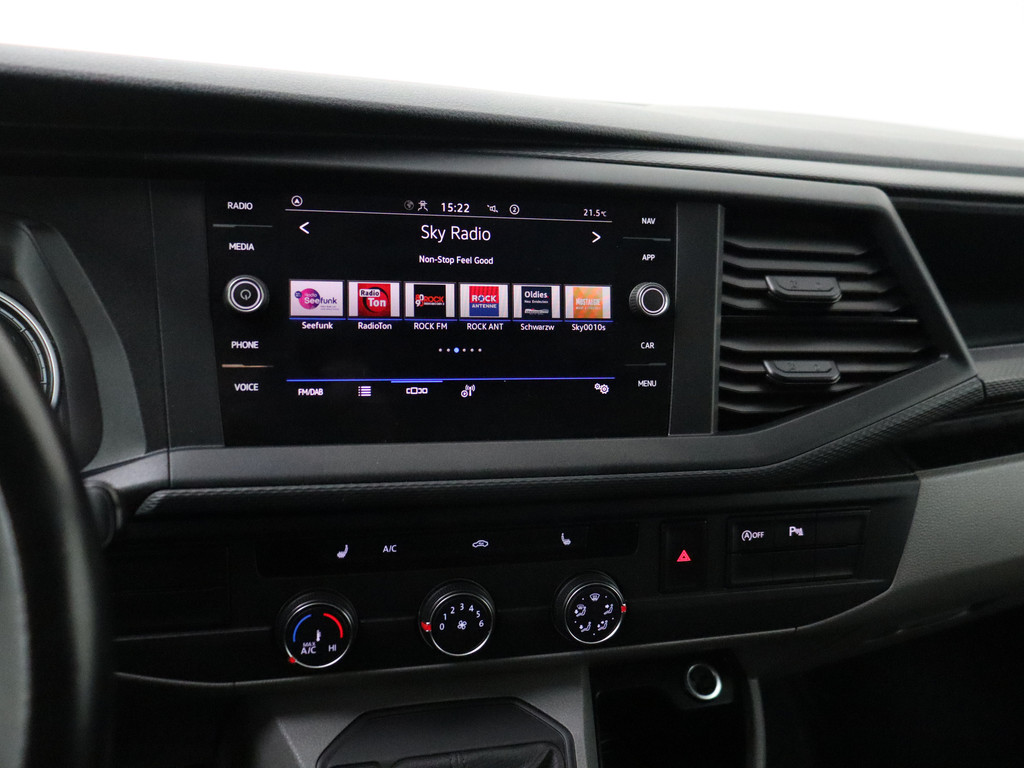 Volkswagen Transporter 2.0TDI 150PK DSG Automaat Lang | Adaptive Cruise | Navigatie | Camera | 3-Persoons | Betimmering 16