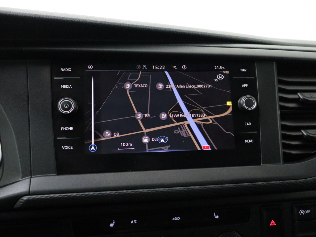 Volkswagen Transporter 2.0TDI 150PK DSG Automaat Lang | Adaptive Cruise | Navigatie | Camera | 3-Persoons | Betimmering 17