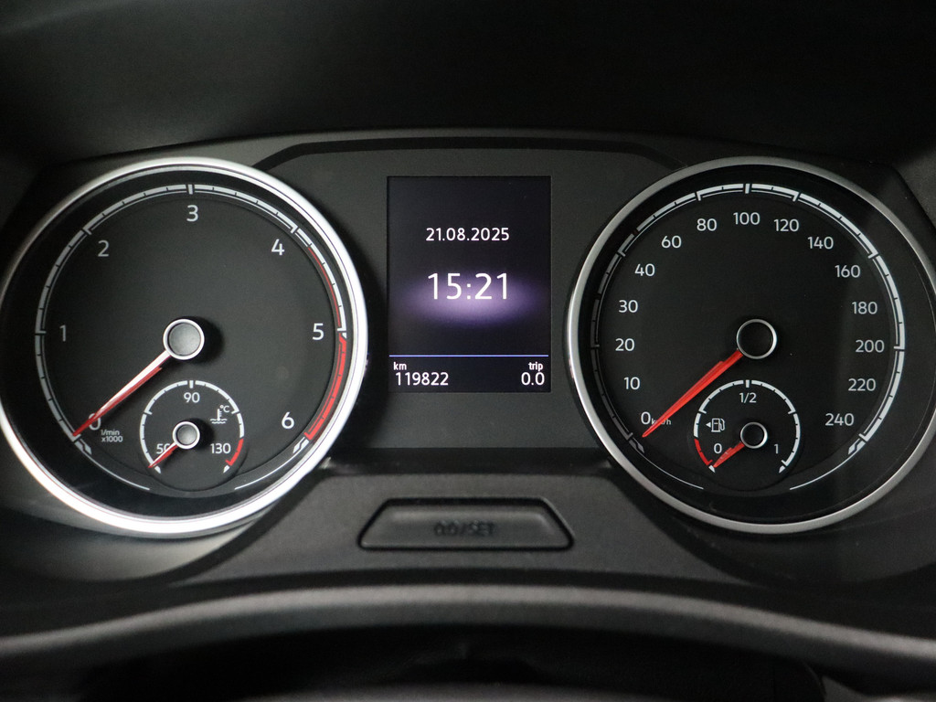 Volkswagen Transporter 2.0TDI 150PK DSG Automaat Lang | Adaptive Cruise | Navigatie | Camera | 3-Persoons | Betimmering 9