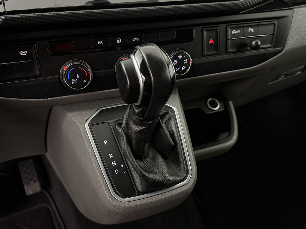 Volkswagen Transporter 2.0TDI 150PK DSG Automaat Lang Highline | Imperiaal | Trekhaak | Navigatie | Camera | Airco | Cruise 15