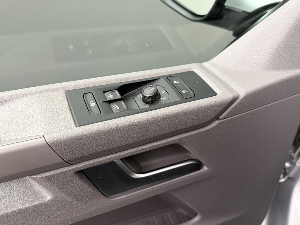 Volkswagen Transporter 2.0TDI 150PK DSG Automaat Lang Highline | Imperiaal | Trekhaak | Navigatie | Camera | Airco | Cruise 8