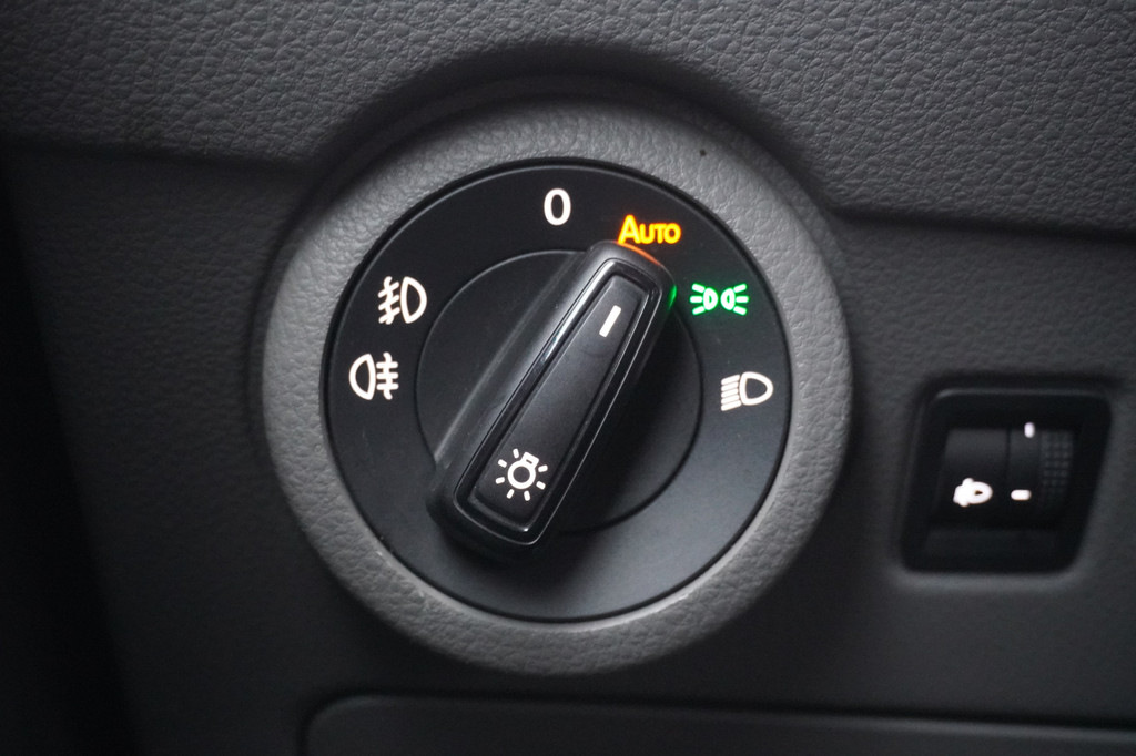 Volkswagen Transporter 2.0 TDI 150PK Dubbel cabine EURO 6 - Airco - Navi - Cruise - â¬19.950,- Excl. 17