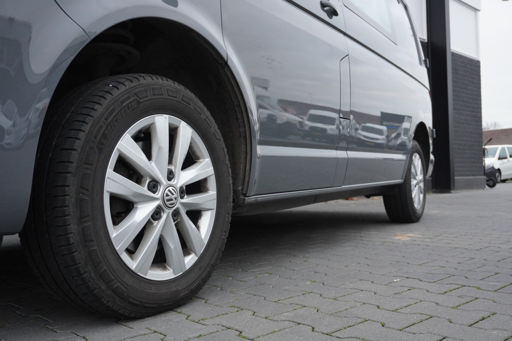 Volkswagen Transporter 2.0 TDI 150PK Dubbel cabine EURO 6 - Airco - Navi - Cruise - â¬19.950,- Excl. 9