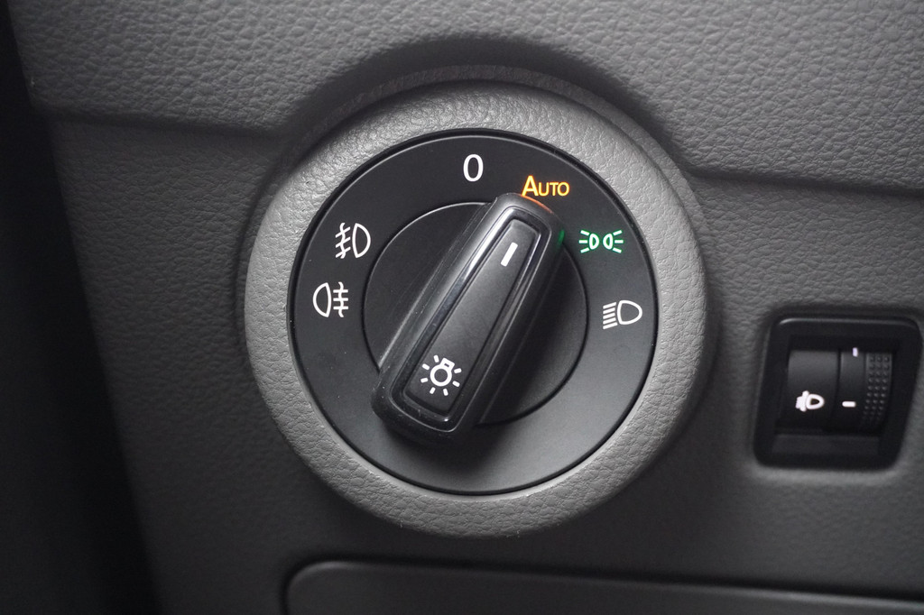 Volkswagen Transporter 2.0 TDI 150PK EURO 6 AUTOMAAT Dubbel Cabine - Airco - Navi - Cruise - â¬22.950,- Excl. 19