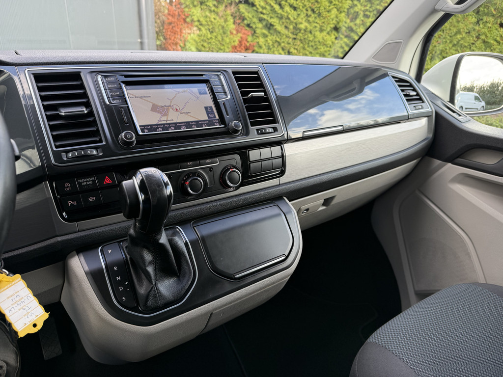 Volkswagen Transporter 2.0 TDI 150 PK HIGHLINE / DSG AUTOMAAT / L1H1 / HIGHLINE / CRUISE / AIRCO / ACHTERKLEP 12