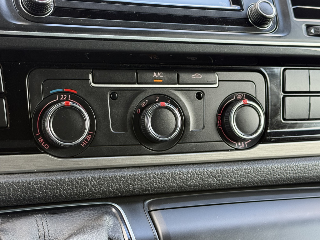 Volkswagen Transporter 2.0 TDI 150 PK HIGHLINE / DSG AUTOMAAT / L1H1 / HIGHLINE / CRUISE / AIRCO / ACHTERKLEP 16