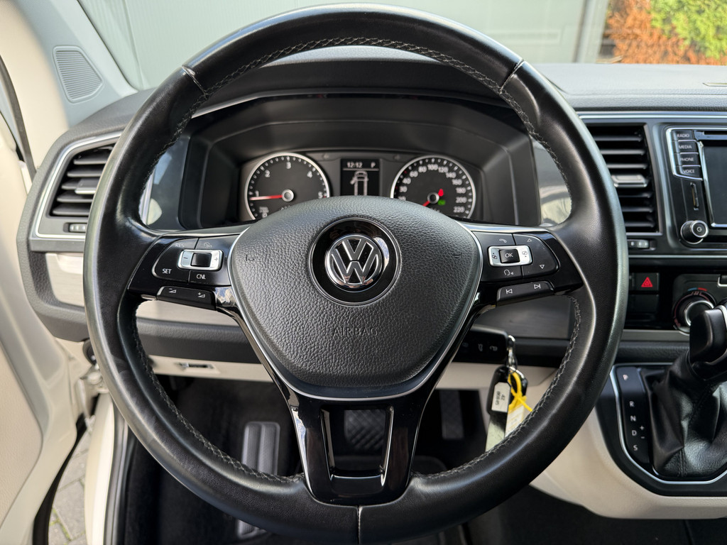 Volkswagen Transporter 2.0 TDI 150 PK HIGHLINE / DSG AUTOMAAT / L1H1 / HIGHLINE / CRUISE / AIRCO / ACHTERKLEP 9