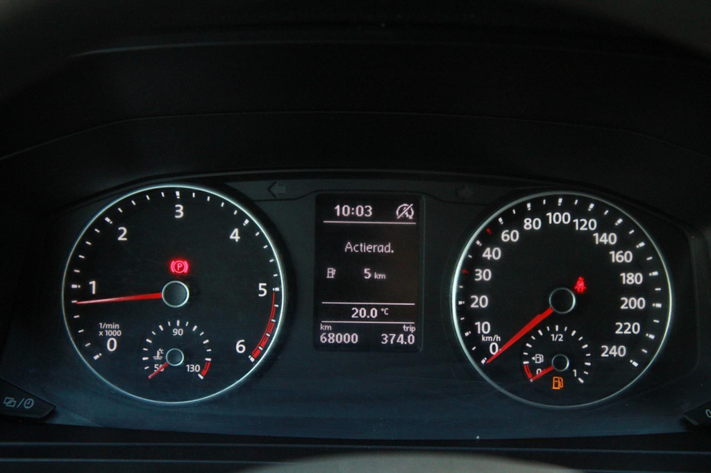 Volkswagen Transporter 2.0 TDI 150PK L1H1 Carplay / Navi / Trekhaak / PDC / 3 zits 14