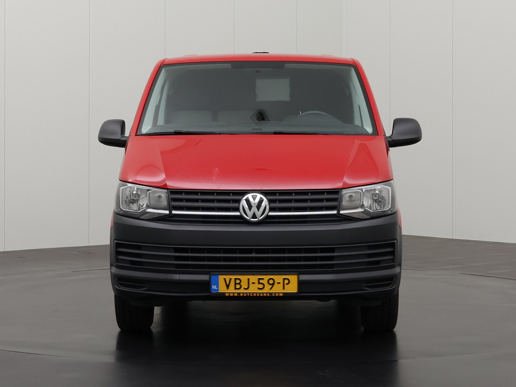 Volkswagen Transporter 2.0TDI 150PK | Navigatie | Airco | 3-Persoons | Trekhaak 10