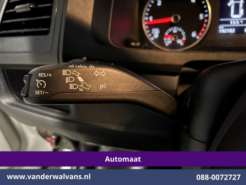 Volkswagen Transporter 2.0 TDI 150pk Automaat L2H1 inrichting Euro6 Airco | 2500kg Trekhaak | Omvormer | Navigatie, Apple Carplay, Cruisecontrol, Android Auto, Parkeersensoren, Bijrijdersbank 8