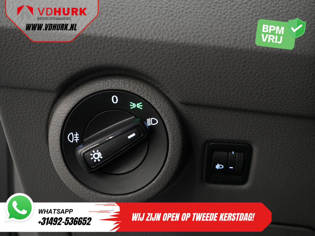 Volkswagen Transporter 2.0 TDI 150 pk DSG Aut. L2 BPM VRIJ! Adapt.Cruise/ Standkachel/ Stoelverw./ Carplay/ Camera/ PDC/ Trekhaak/ Airco 18