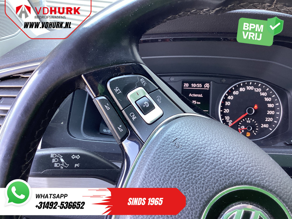 Volkswagen Transporter 2.0 TDI 150 pk DSG Aut. L2 LED/ Adapt.Cruise/ Alarm III/ 2.5t trekverm./ Carplay/ Navi/ Camera/ PDC/ LMV/ Airco 18