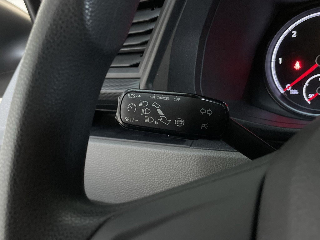 Volkswagen Transporter 2.0 TDI 150pk DSG L1H1 3-zits Navigatie Camera DAB+ Cruise Control 19