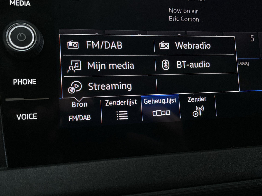 Volkswagen Transporter 2.0 TDI 150pk DSG L1H1 3-zits Navigatie Camera DAB+ Cruise Control 21