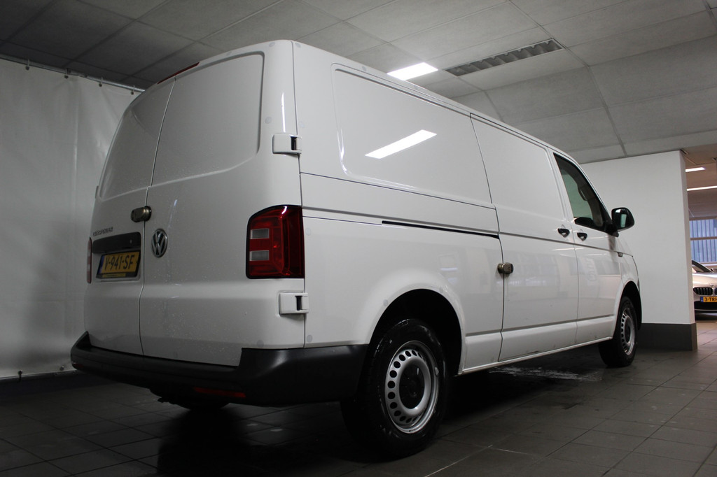 Volkswagen Transporter 2.0 TDI 150pk L2 DSG Automaat | Airco 17