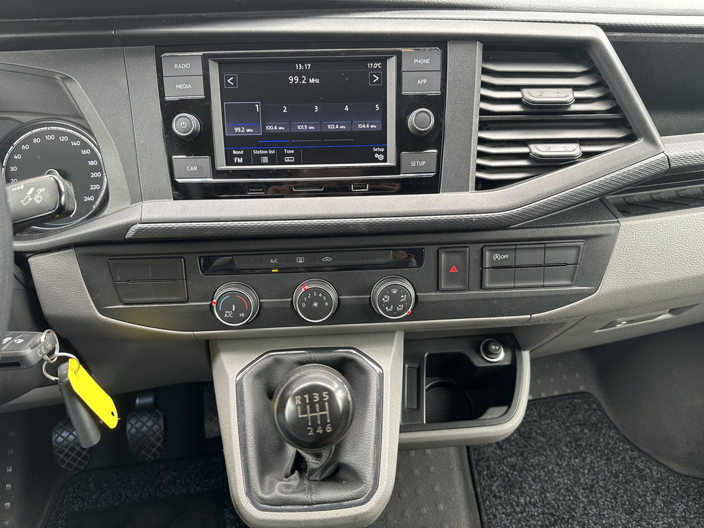 Volkswagen Transporter 2.0 TDI 150pk L2H1 Comfortline 6-bak! | 1e eigenaar | Carplay | Cruisec. 16