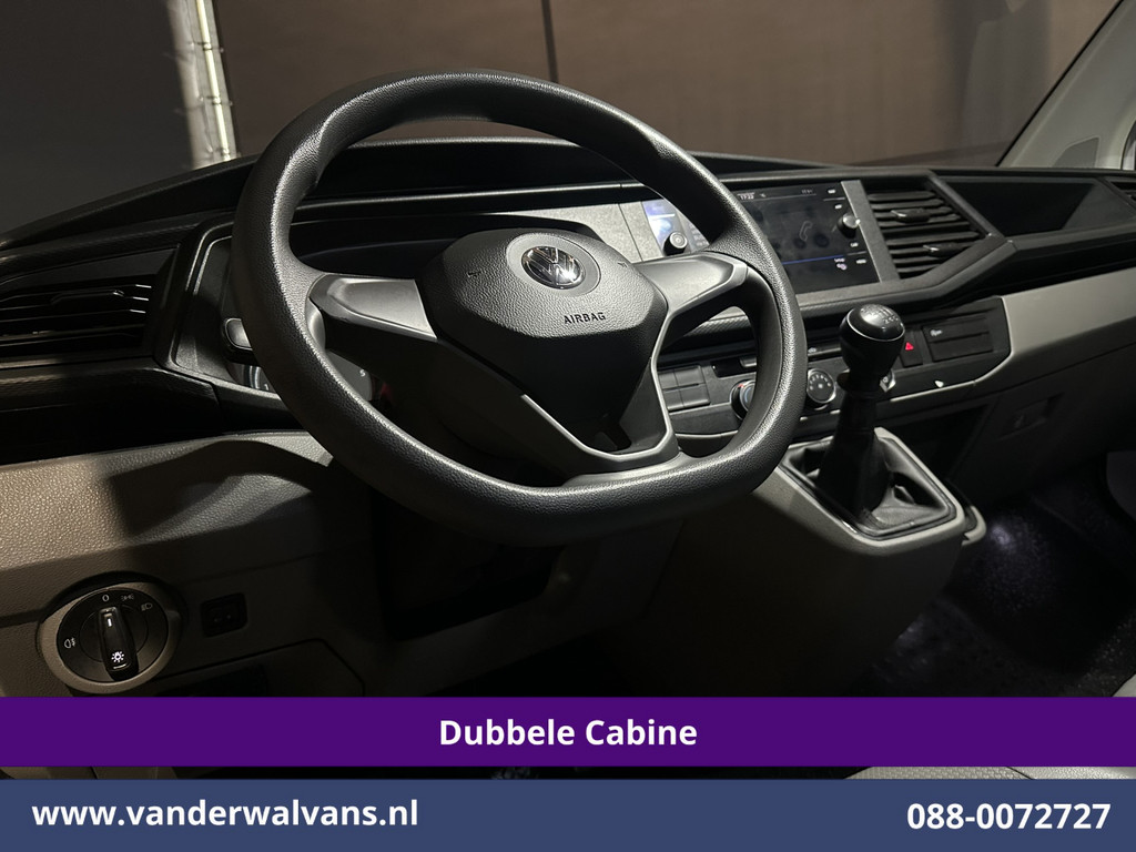 Volkswagen Transporter 2.0 TDI 150pk L2H1 Dubbele cabine Euro6 Airco | 6-Zits | 2500kg Trekhaak | Navigatie Apple Carplay, Android Auto, Sidebars, Leder 13