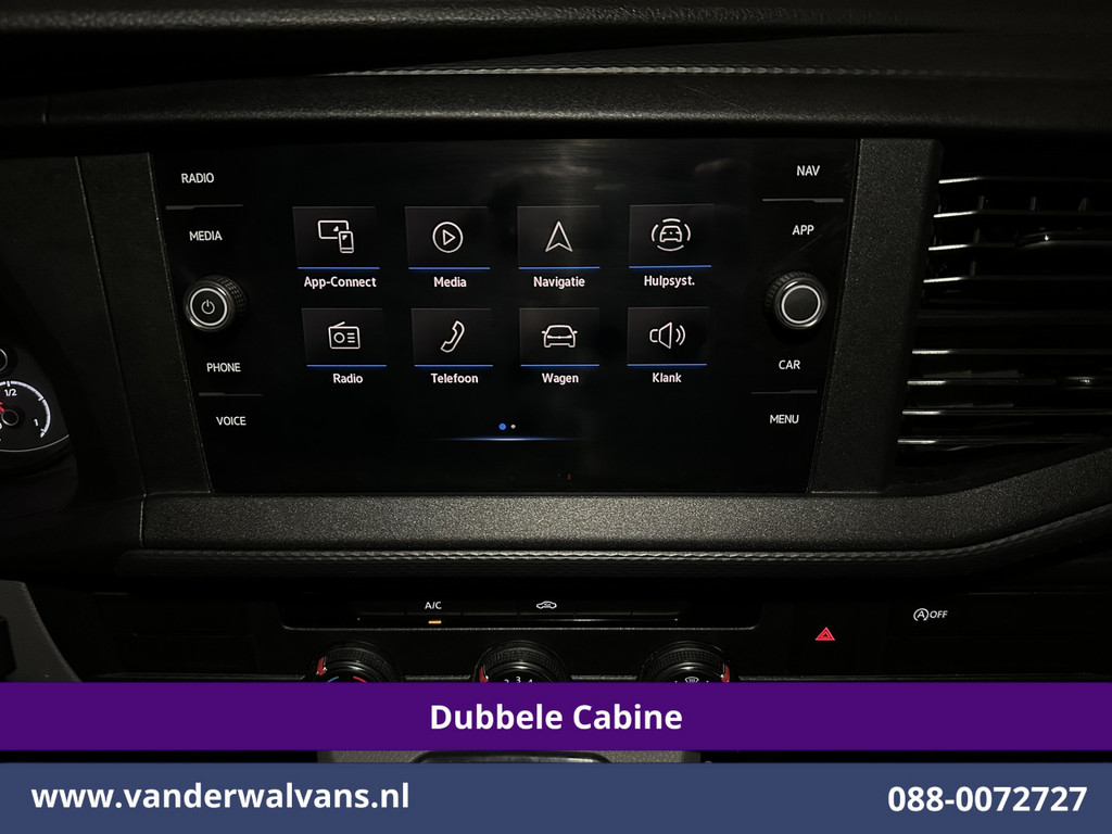 Volkswagen Transporter 2.0 TDI 150pk L2H1 Dubbele cabine Euro6 Airco | 6-Zits | 2500kg Trekhaak | Navigatie Apple Carplay, Android Auto, Sidebars, Leder 14